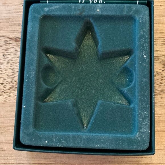 Marquis Waterford snowflake ornament first in a series crystal vintage - Picture 4 of 5